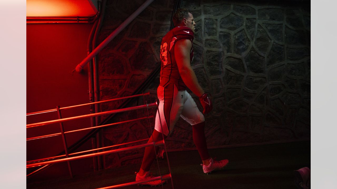 Arizona Cardinals quarterback Kyler Murray (1) talks with run game  coordinator and offensive line coach Sean Kugler during NFL football  training camp practice, Friday, July 30, 2021, in Glendale, Ariz. (AP  Photo/Ross