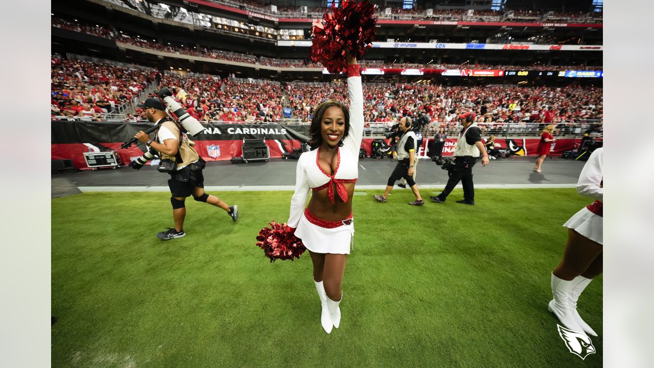 PHOTOS: NFL Cheerleaders Sept. 25