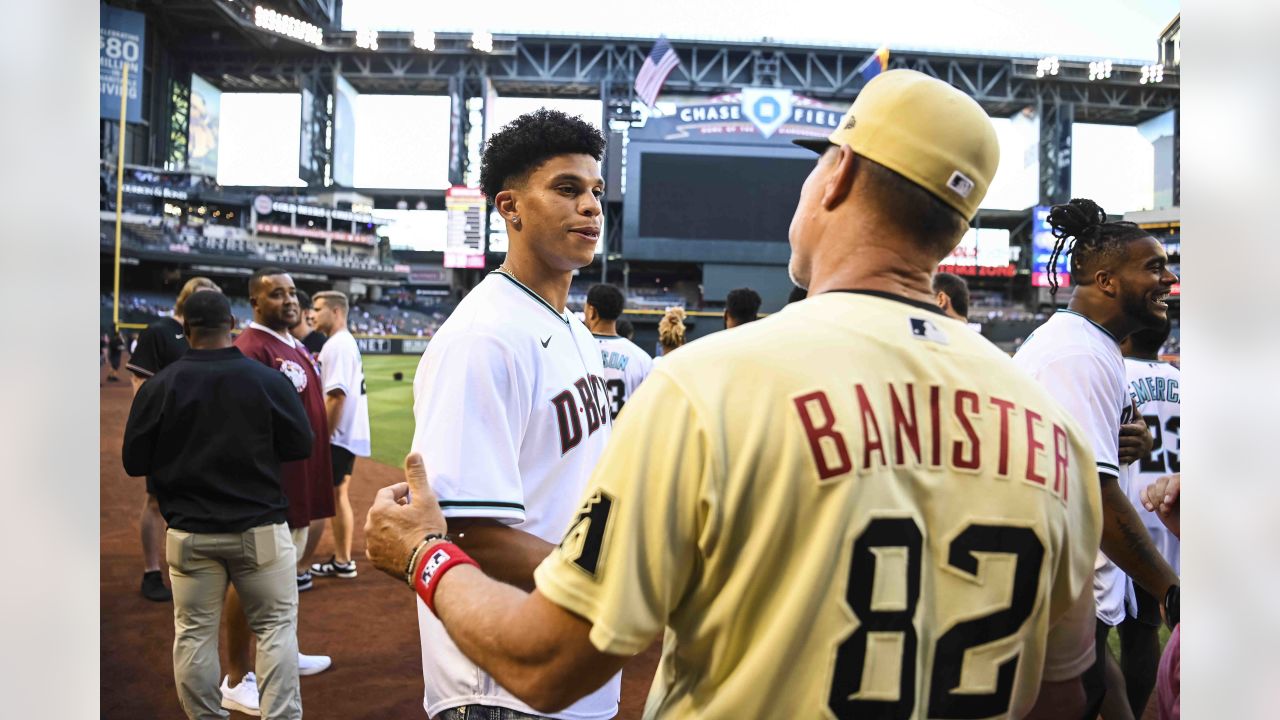 Paris Pitch Highlights Rookie Night At The Ballpark