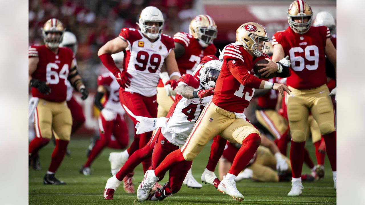 SANTA CLARA, CA - JANUARY 08: Arizona Cardinals defensive tackle Leki Fotu  (95) enters the field