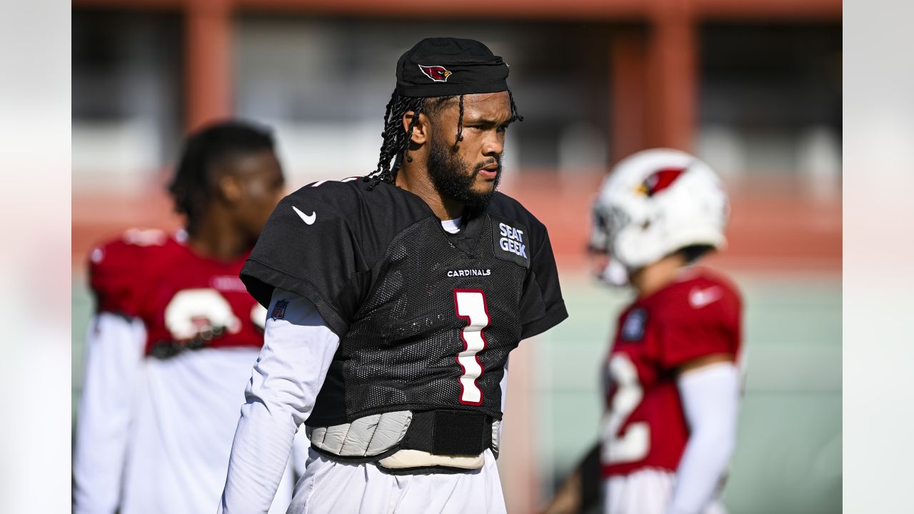 Ex-Cardinals' DE Chandler Jones asks Kyler Murray, Larry