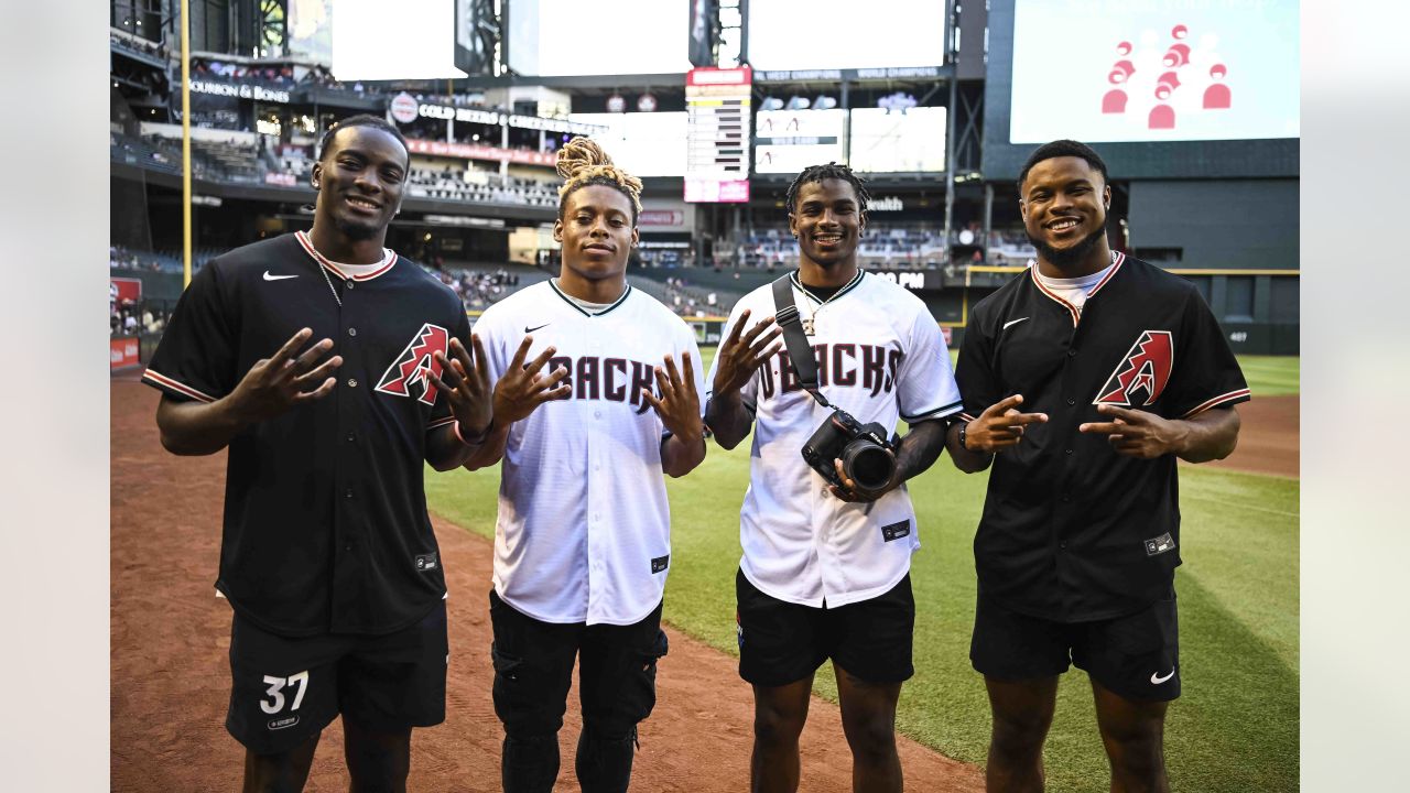 Paris Pitch Highlights Rookie Night At The Ballpark