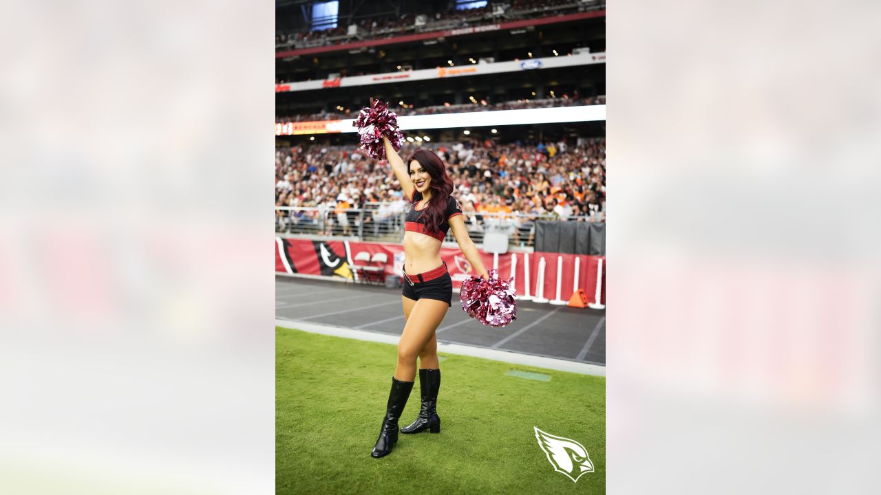 Photos  Ben-Gals Cheerleaders Take On Week 1 of the 2022 Season