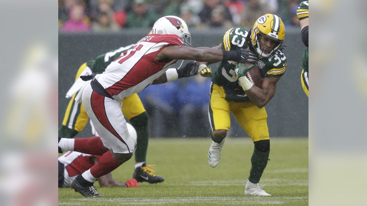 Green Bay, WI, USA. 2nd Dec, 2018. Arizona Cardinals wide receiver Larry  Fitzgerald #11during the NFL Football game between the Arizona Cardinals  and the Green Bay Packers at Lambeau Field in Green