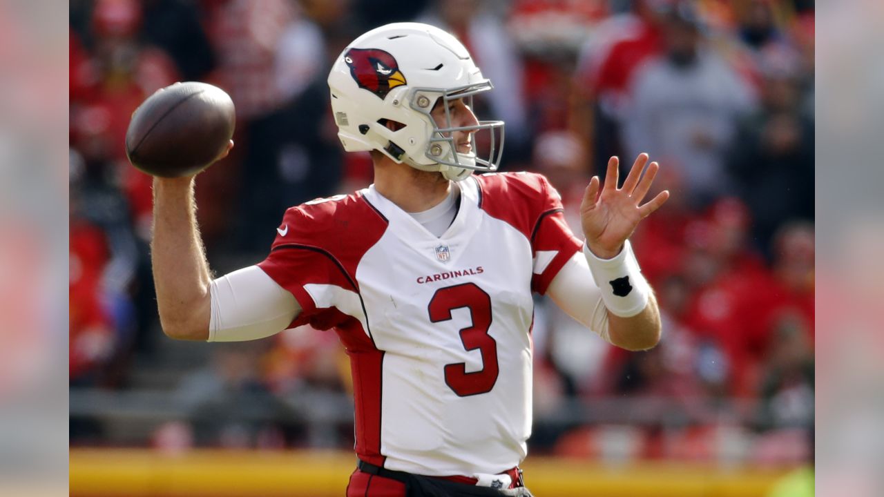 Arizona Cardinals quarterback Josh Rosen (3) throws a pass during