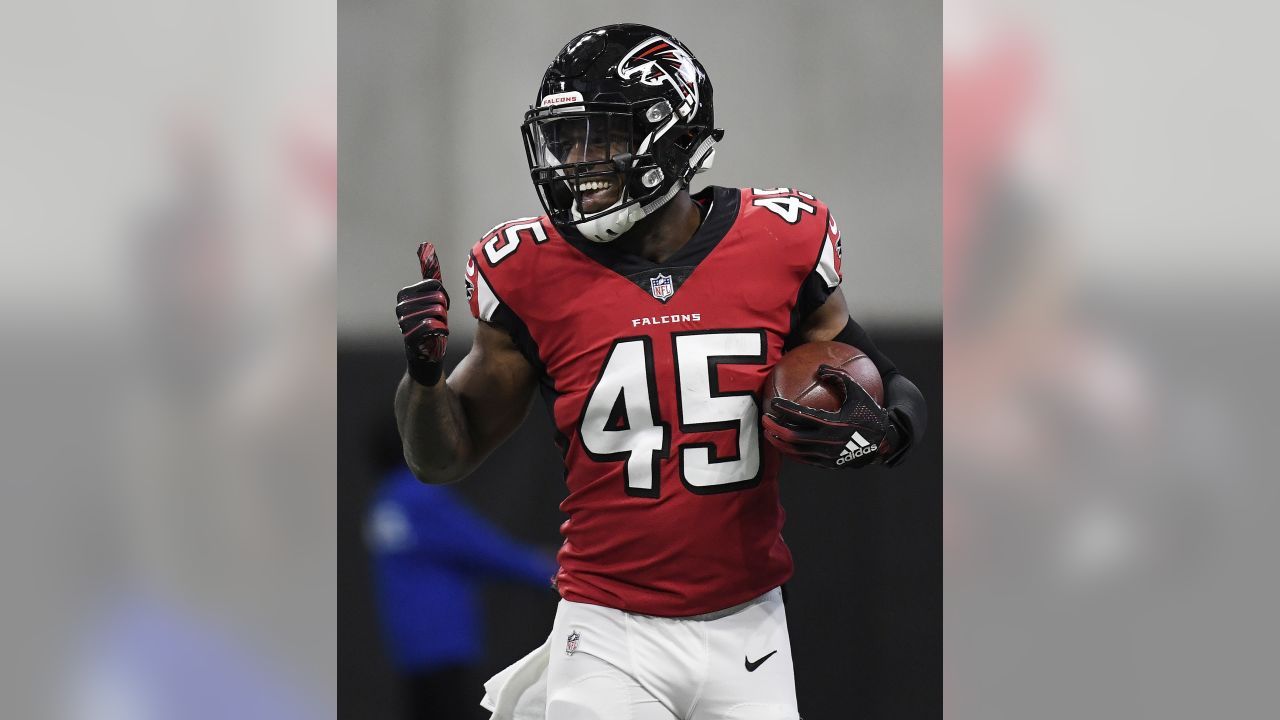 Atlanta Falcons middle linebacker Deion Jones (45) intercepts a