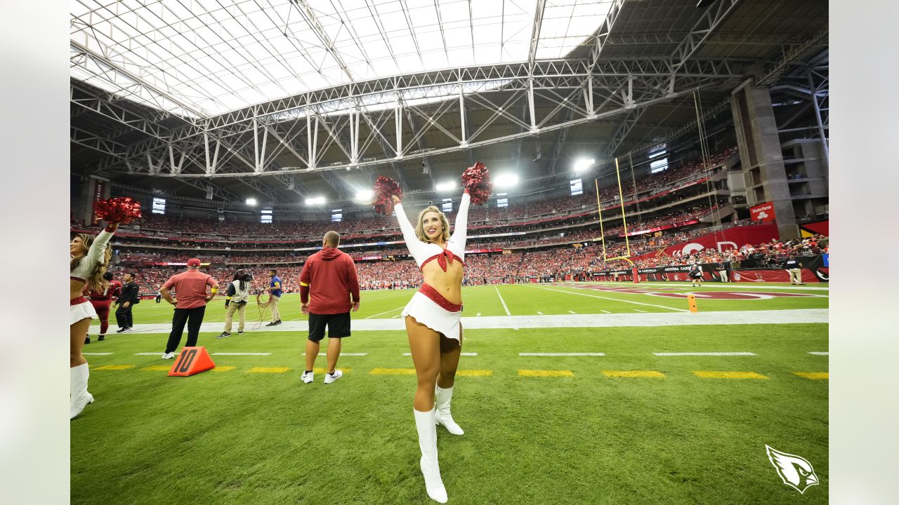 J.J. Watt Sheds a Tear Leaving State Farm Stadium - Burn City Sports