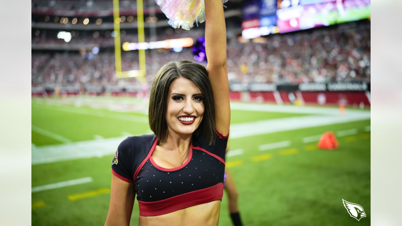 Tampa Bay Buccaneers Cheerleaders, Eagles at Buccaneers 091…