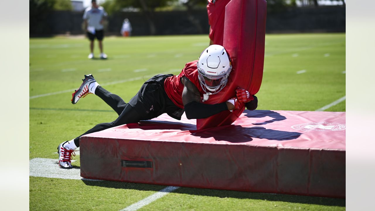 Arizona Cardinals rookie Jesse Luketa (43) participates during the team's  NFL football practice, Thursday, June 9, 2022, in Tempe, Ariz. (AP  Photo/Matt York Stock Photo - Alamy