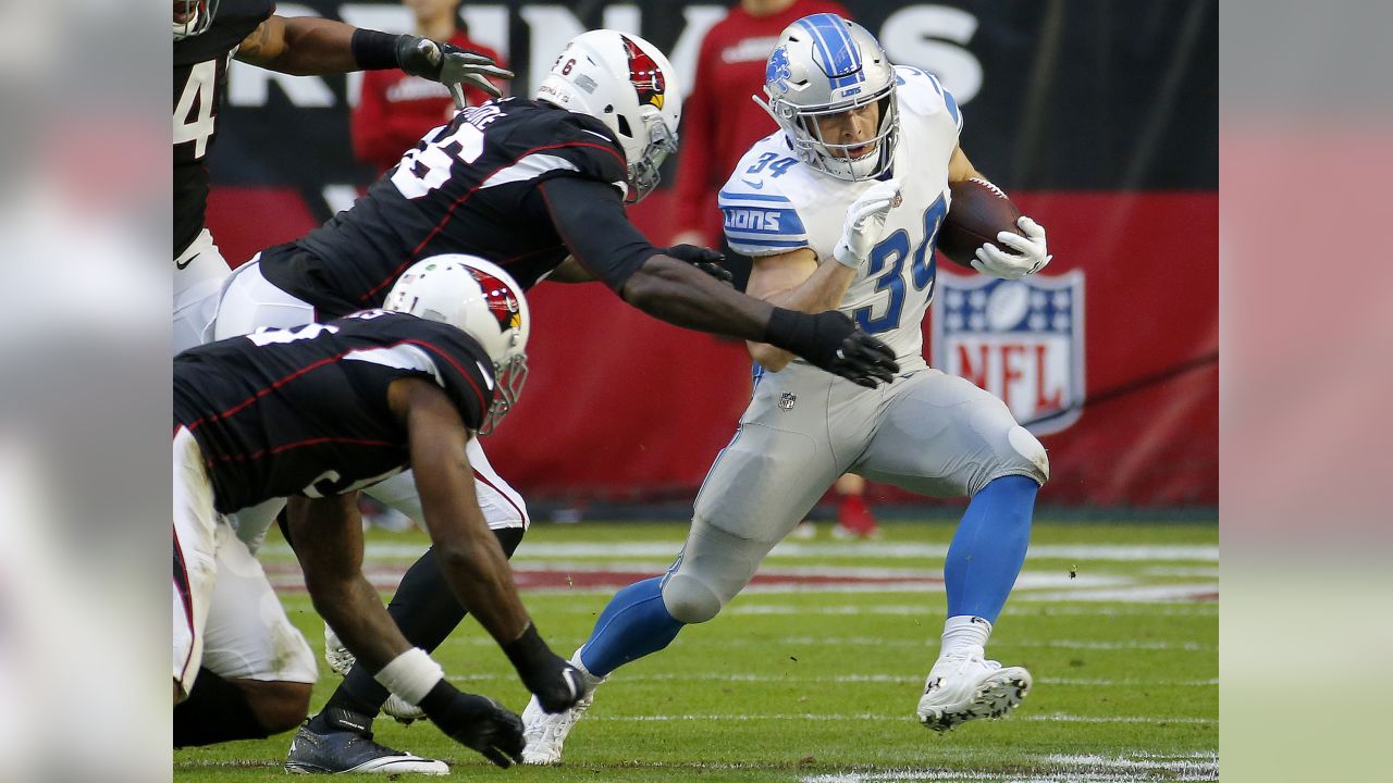 Lions waive injured running back Zach Zenner