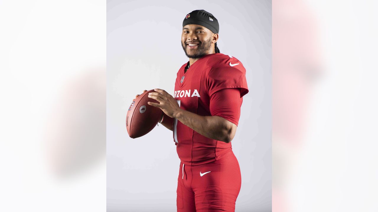 Arizona Cardinals unveil new uniforms ahead of 2023 season