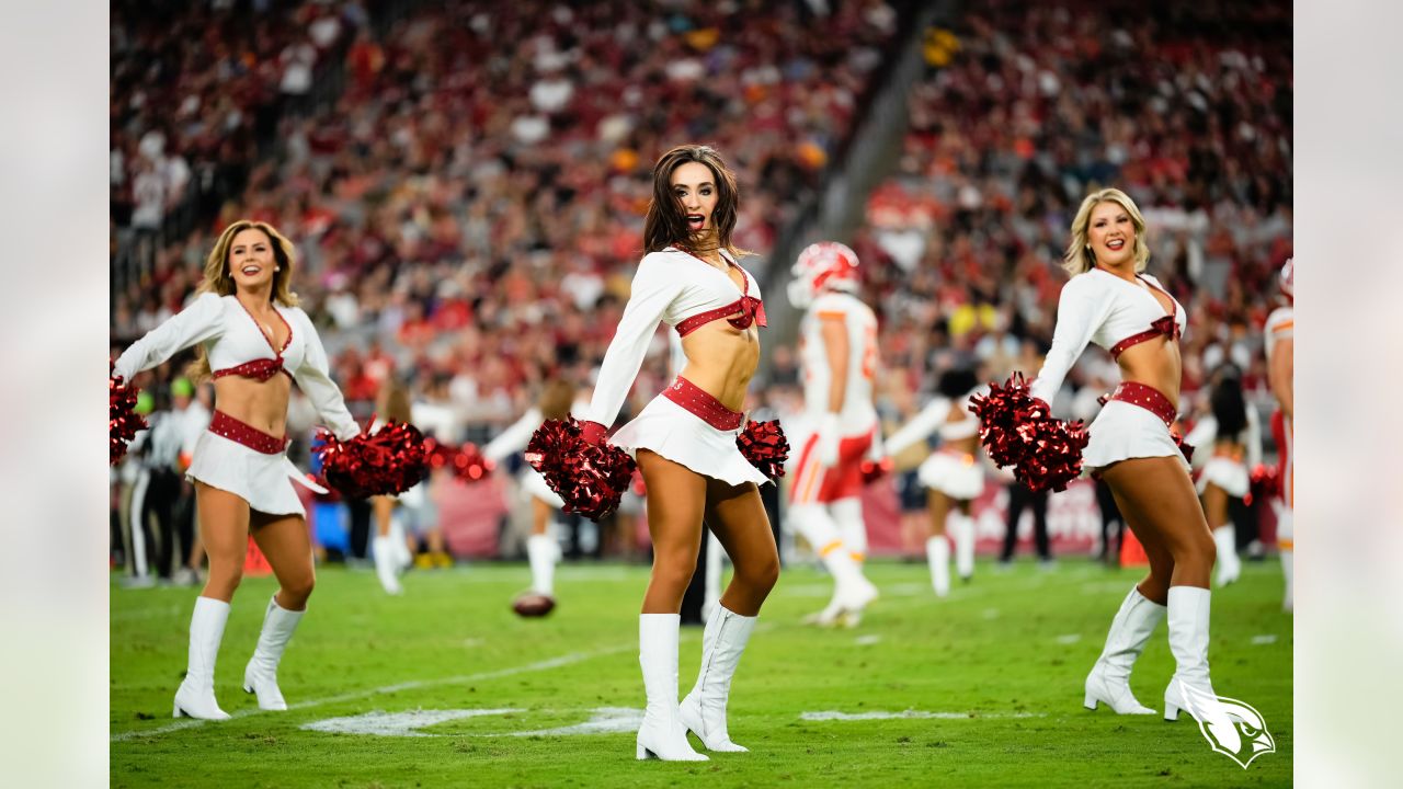 Arizona Cardinals cheerleaders dance during the Cardinals-St