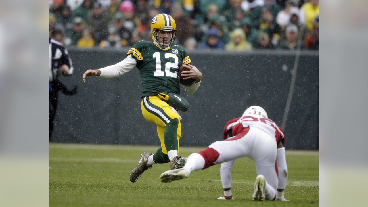 Green Bay Packers quarterback Aaron Rodgers (12) looks to throw during an  NFL football game against the Los Angeles Rams Sunday, Nov 28. 2021, in  Green Bay, Wis. (AP Photo/Jeffrey Phelps Stock