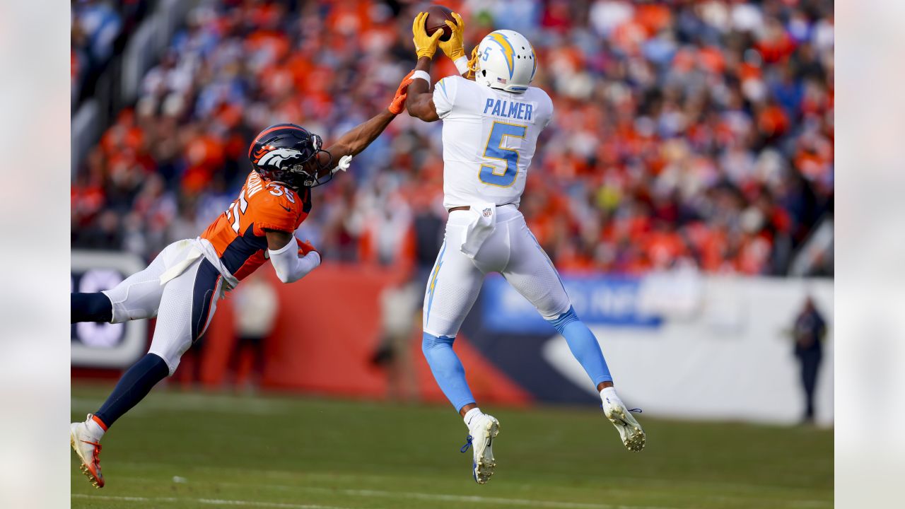 Denver mascot Miles during the Denver Broncos v the Los Angeles Chargers of  an NFL football game Sunday, January 8, 2023, in Denver. (AP Photo/Bart  Young Stock Photo - Alamy