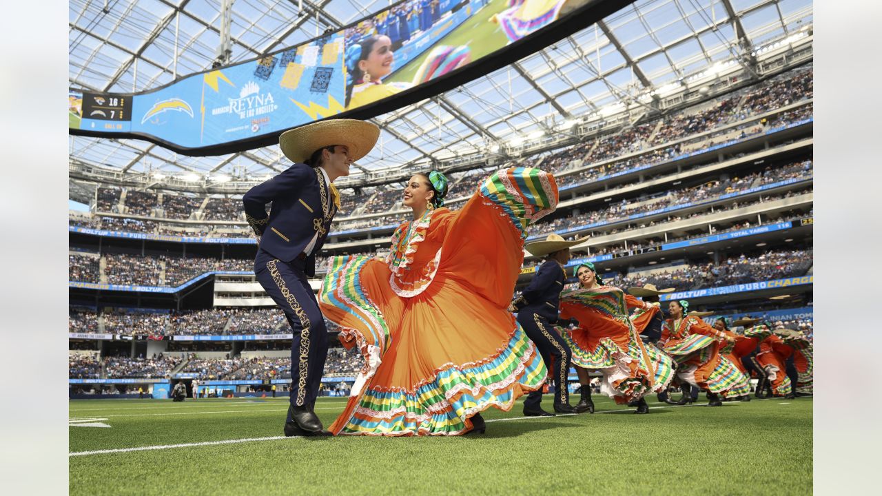 Los Angeles Chargers vs. Jacksonville Jaguars. Fans support on NFL Game.  Silhouette of supporters, big screen with two rivals in background Stock  Photo - Alamy