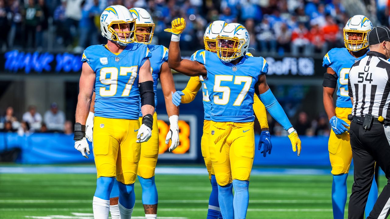 NFL Week 17 Game Recap: Los Angeles Chargers 34, Denver Broncos 13, NFL  News, Rankings and Statistics