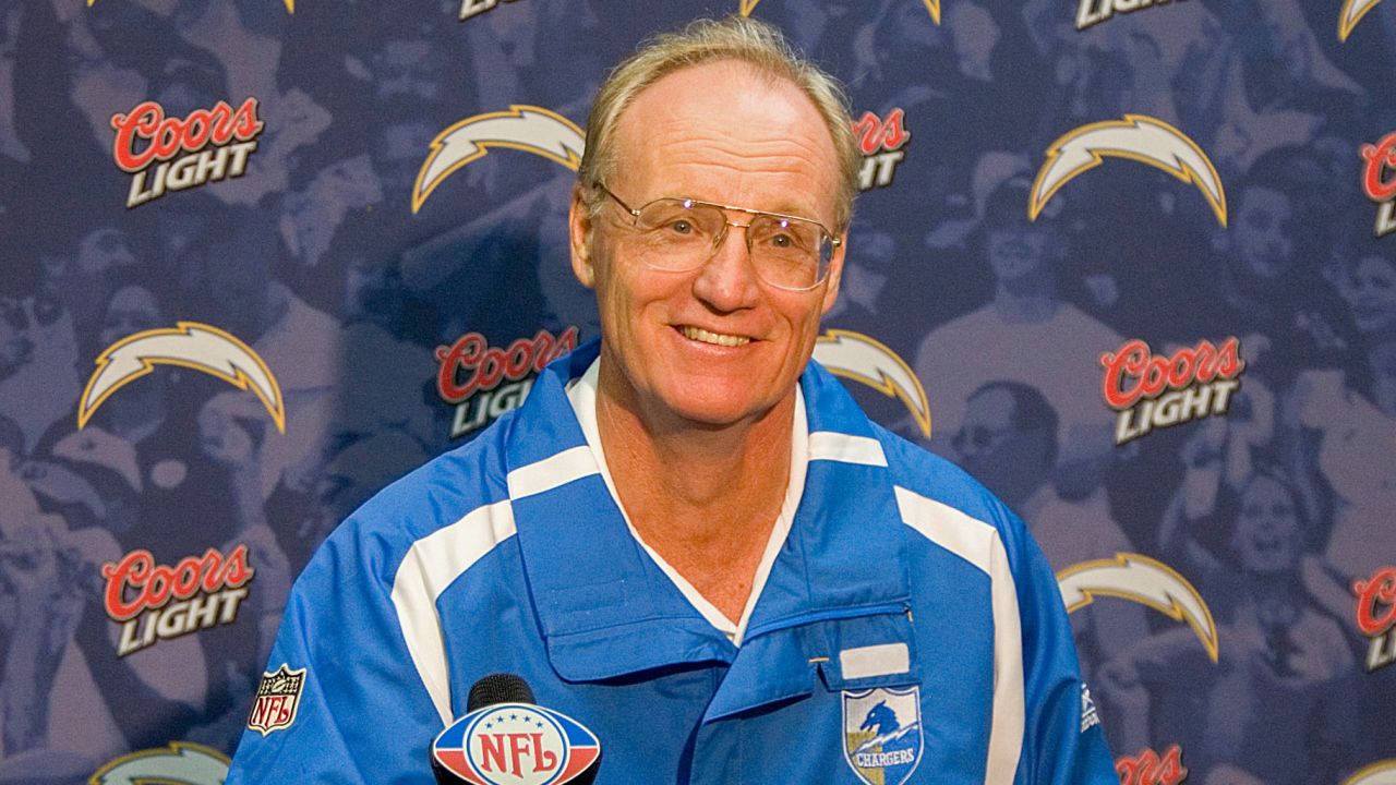 Remembering Former Chargers Head Coach Marty Schottenheimer