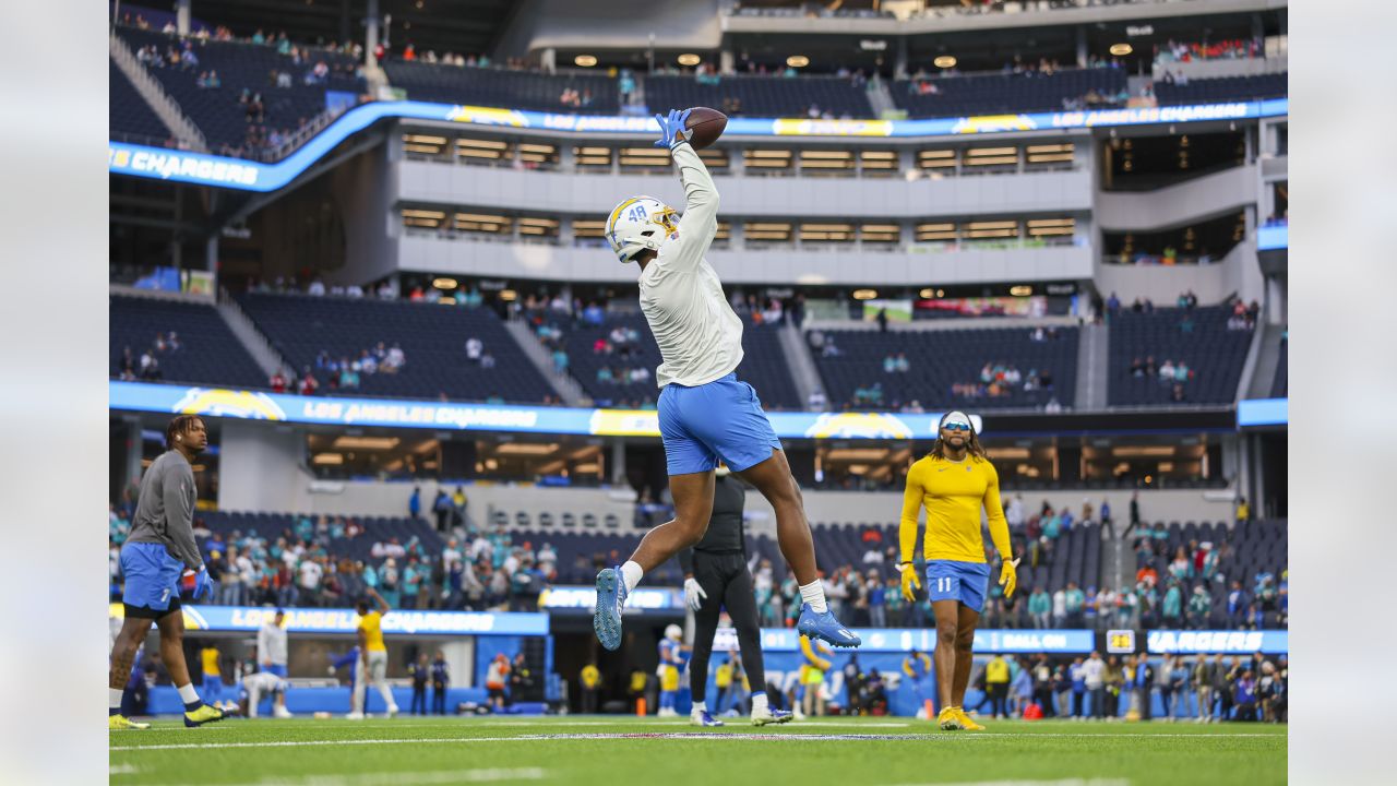 Photo gallery: Miami Dolphins prepare to open season against Los Angeles  Chargers