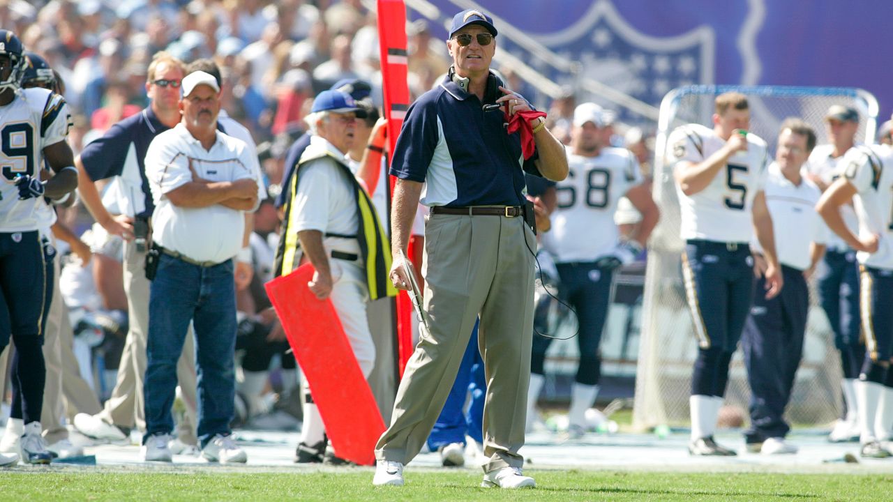 Remembering Former Chargers Head Coach Marty Schottenheimer