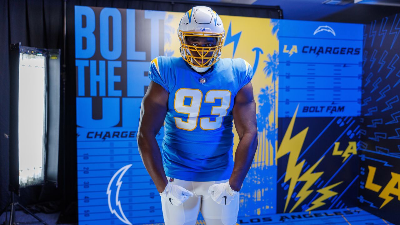 chargers Media day Vlog. How do I look in the new colors?! #boltup