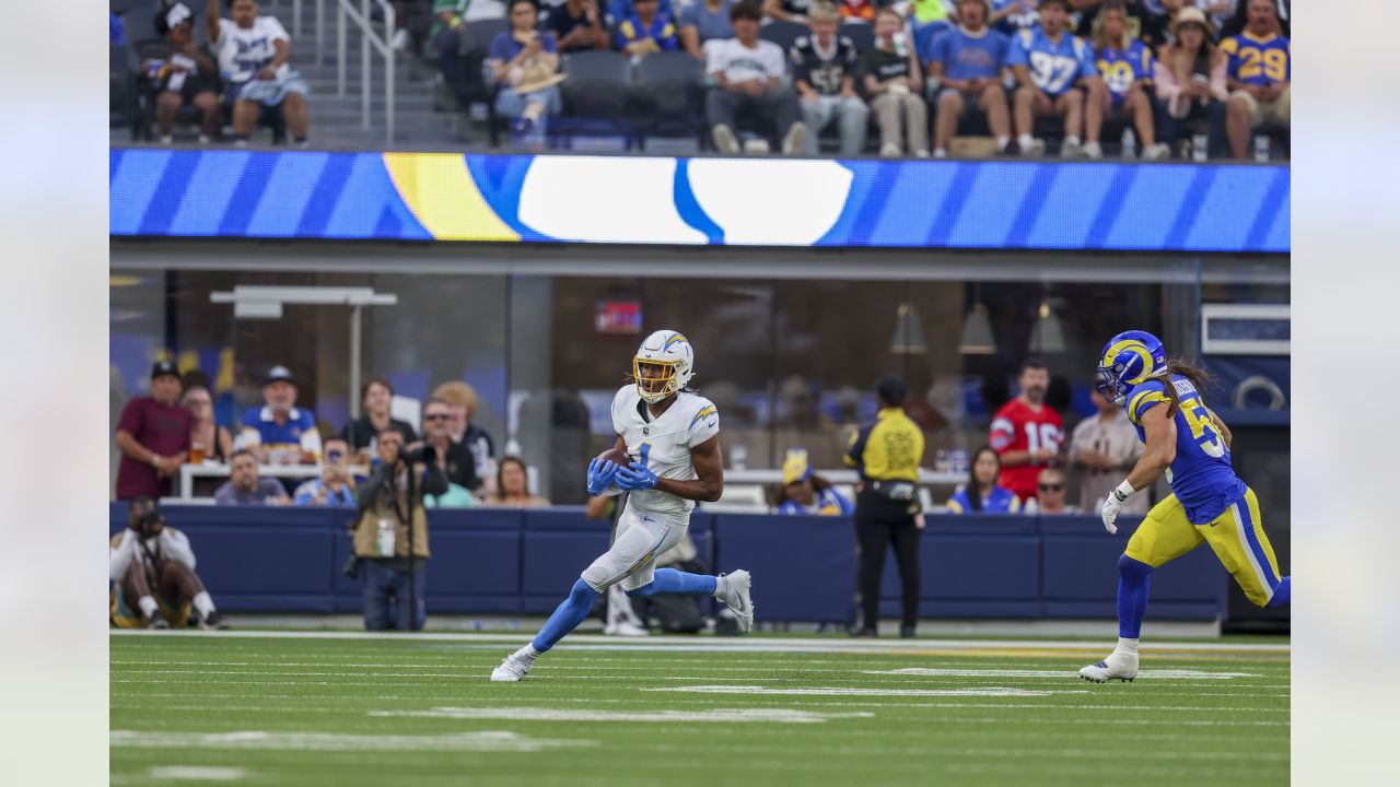 Photos: Chargers vs Rams Game Action