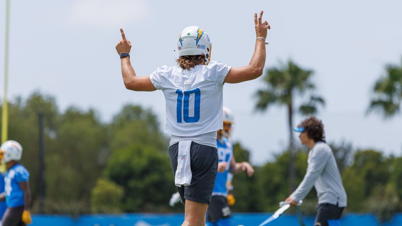 Chargers QB Herbert limited during practice Wednesday National News - Bally  Sports