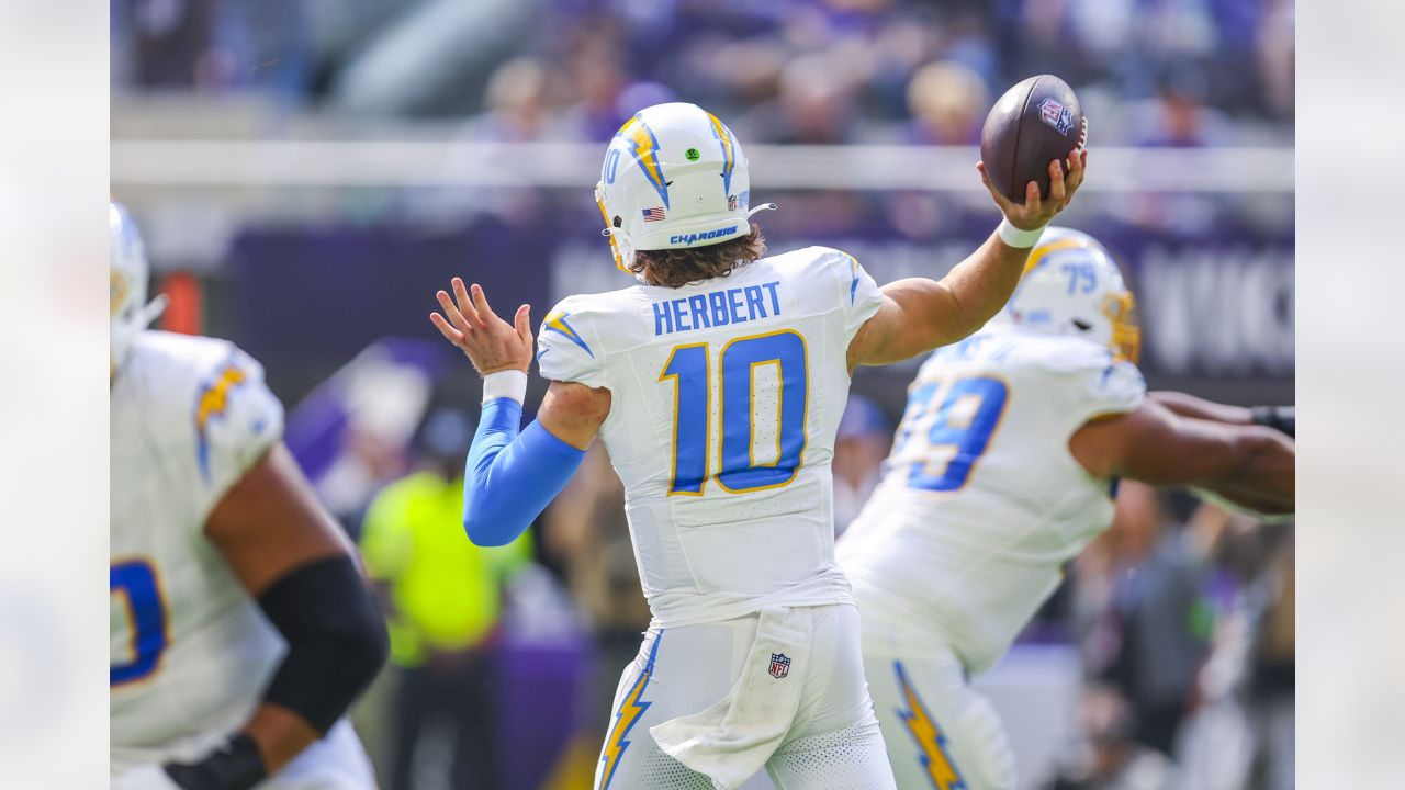 Los Angeles Chargers wide receiver Keenan Allen runs against the Carolina  Panthers during an NFL football game Sunday, Sept. 27, 2020, in Inglewood,  Calif. (AP Photo/Alex Gallardo Stock Photo - Alamy