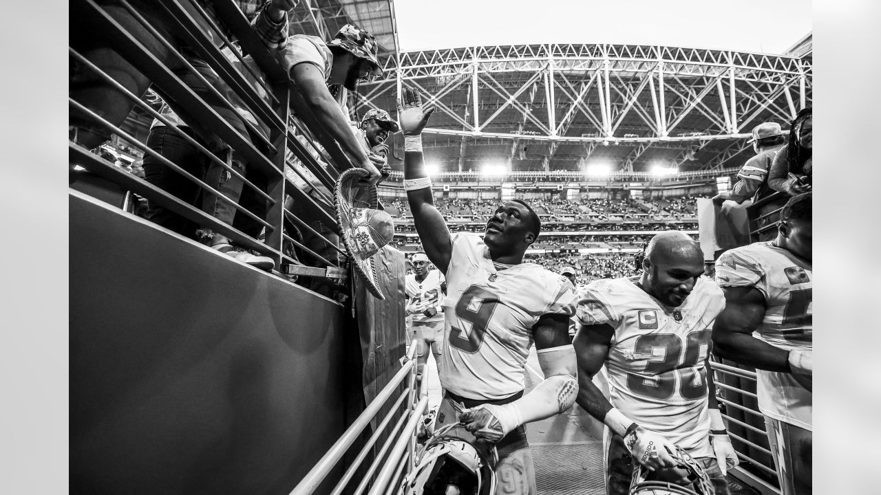 Denver Broncos linebacker Christopher Allen (45) watches game action during  an NFL pre-season game against the Arizona Cardinals, Friday, Aug. 11,  2023, in Glendale, Ariz. (AP Photo/Rick Scuteri Stock Photo - Alamy