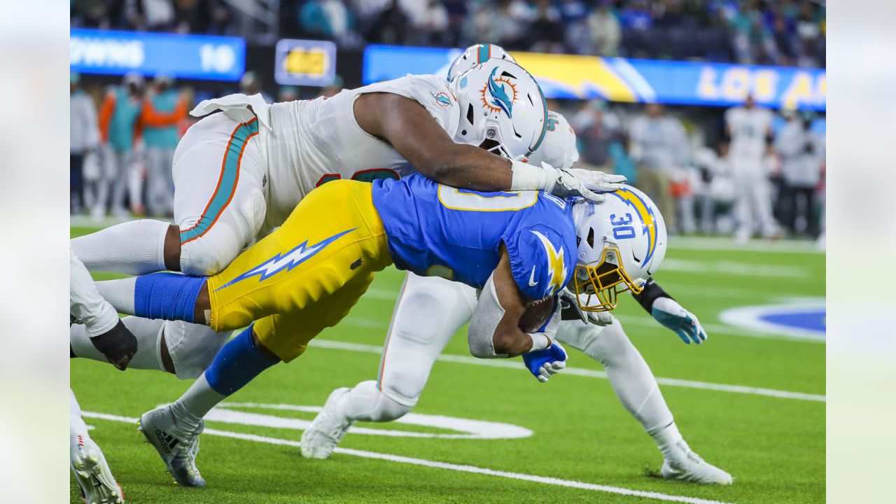 Chargers News: Bolts outmatched by Dolphins, lose 29-21 - Bolts