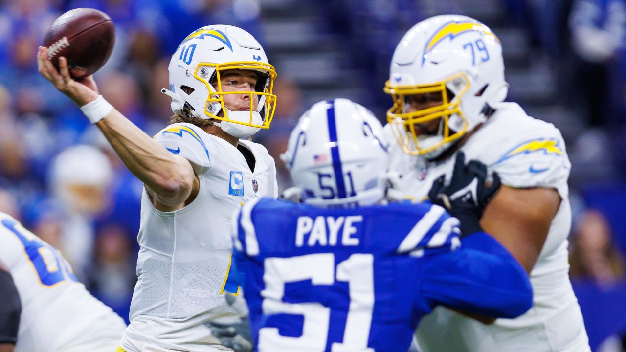 Chargers News: Daily Links 6/1/22, Which is stronger: Offense or defense? -  Bolts From The Blue