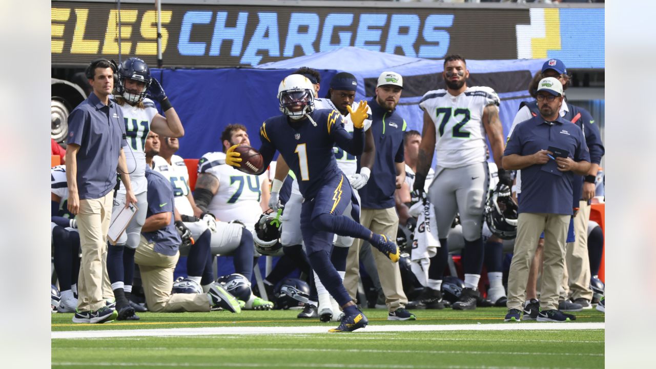 Seahawks vs. Chargers: Seattle leads NFC West after running over Chargers -  Field Gulls