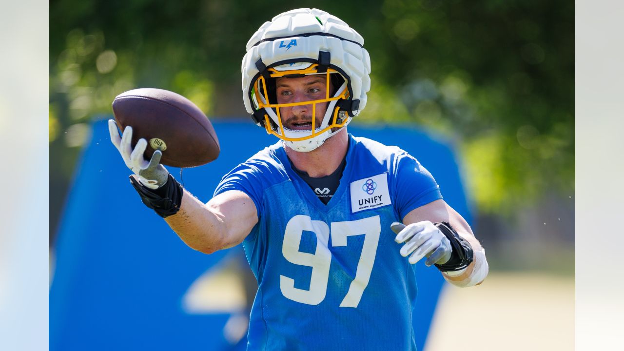 From The Podium  Pair of Chargers Rookies Prepare for NFL Debut in Hometown