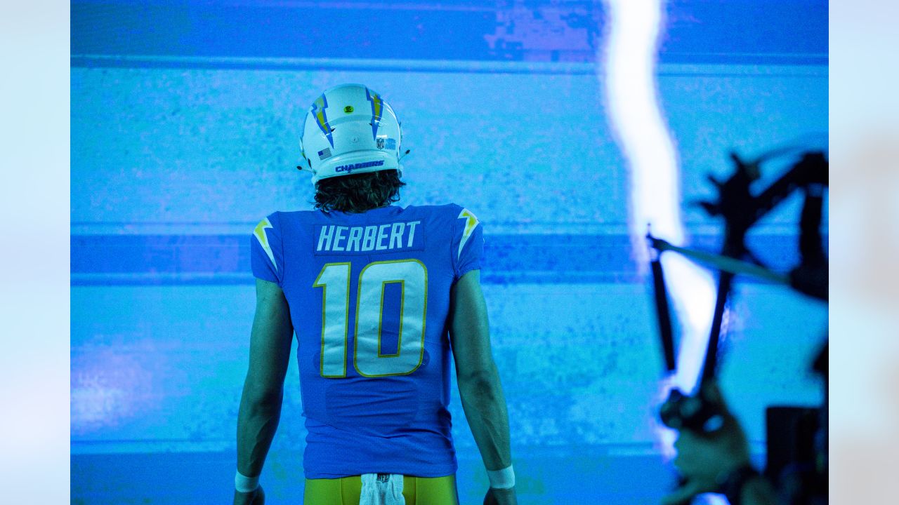 Justin Herbert starts Chargers camp no longer the shy backup