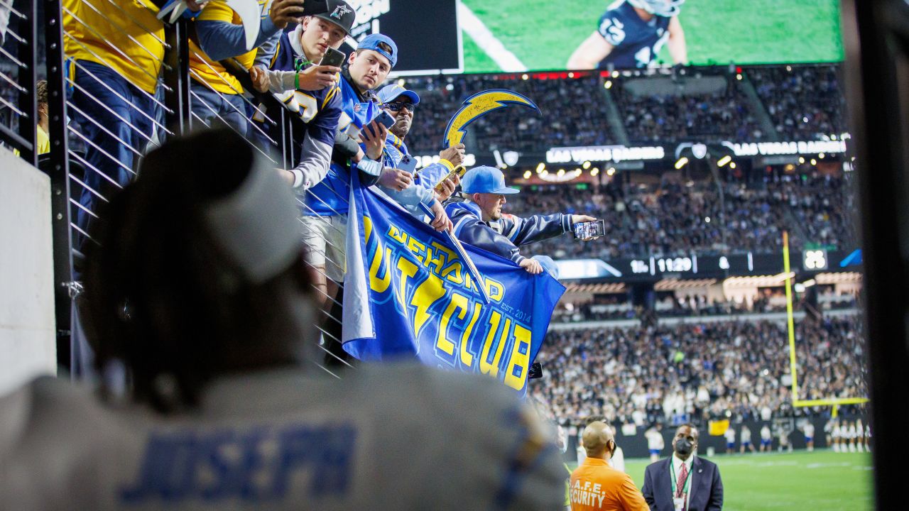 Chargers-Raiders Final Score: Bolts survive late Raiders rally 24-17 -  Bolts From The Blue