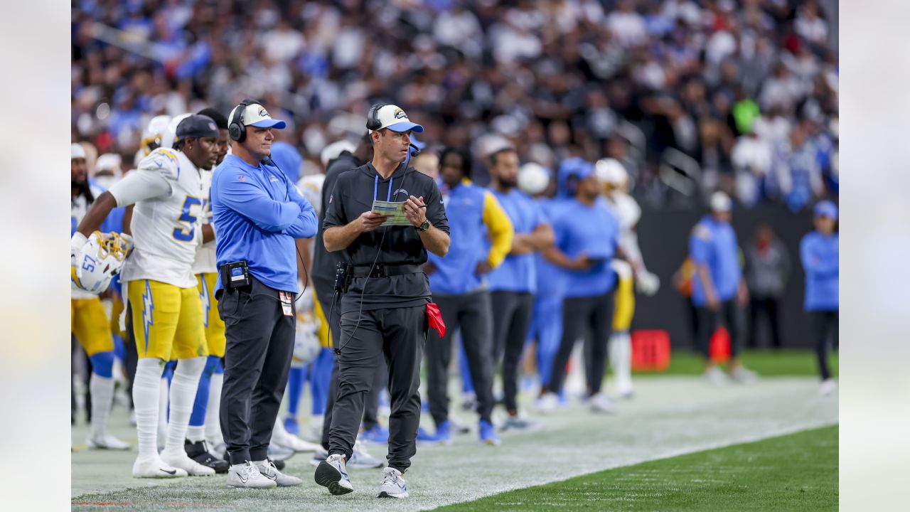 Chargers Week 1 Recap: Bolts survive Raiders 24-19 behind defense's sack  party - Bolts From The Blue