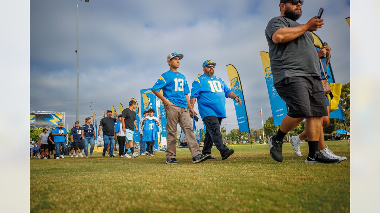 PHOTOS: Fan Friday at Chargers