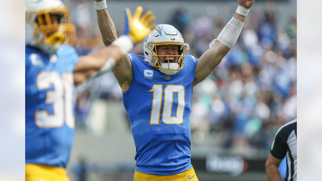 Los Angeles, United States. 10th Sep, 2023. Miami Dolphins wide receiver  River Cracraft (85) reacts after making a catch against the Los Angeles  Chargers during an NFL football game. Miami Dolphins 36:34