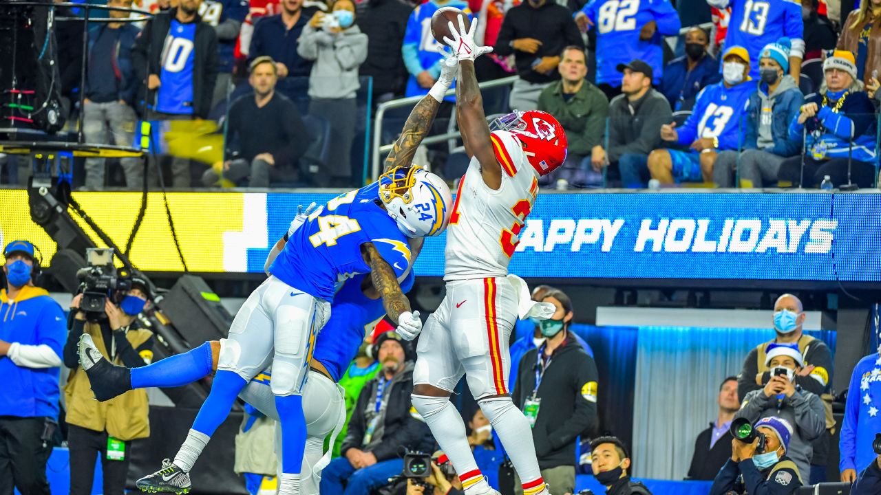 Chiefs 34-28 Chargers (Dec 16, 2021) Game Recap - ESPN