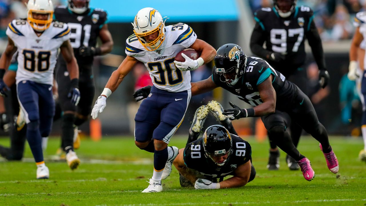 Rivers, Chargers gouge reeling Jaguars, 38-14