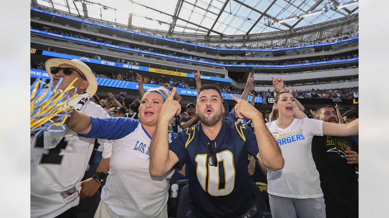 Las Vegas Raiders vs. Los Angeles Chargers - Promogogo