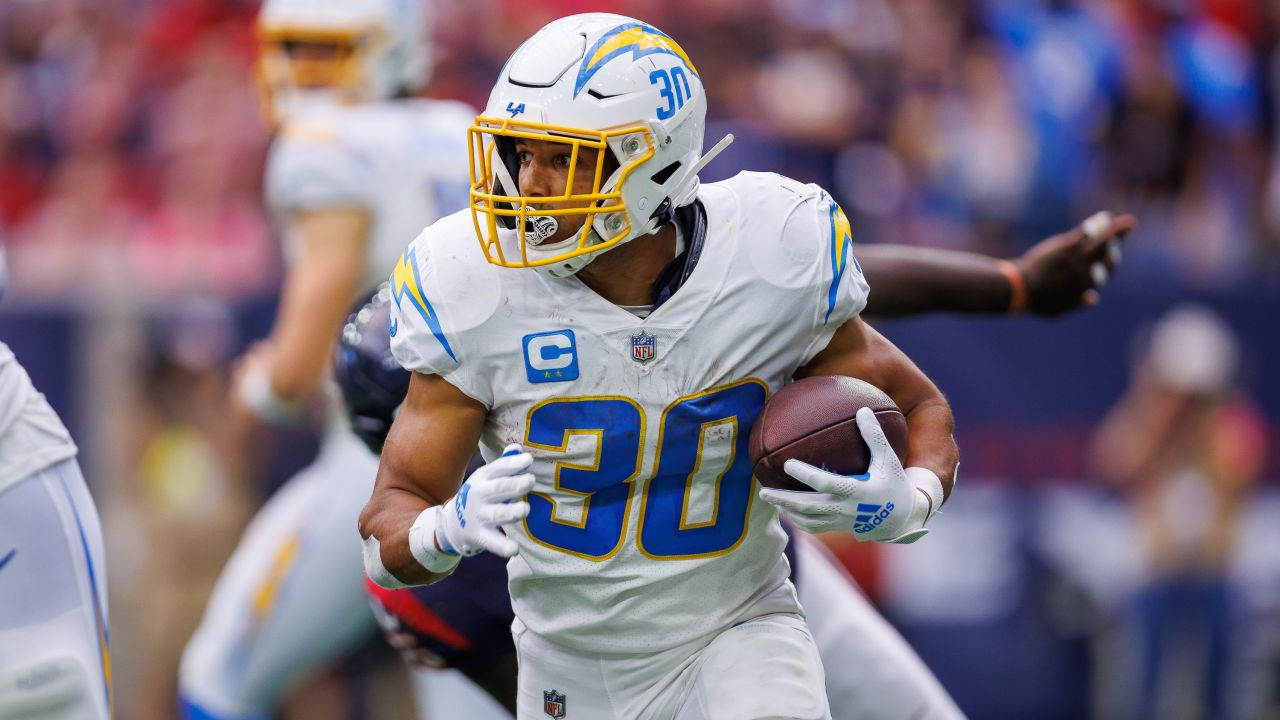 Patra] RB Austin Ekeler on Chargers inability to finish games: 'It's just  straight-up inconsistency' : r/nfl