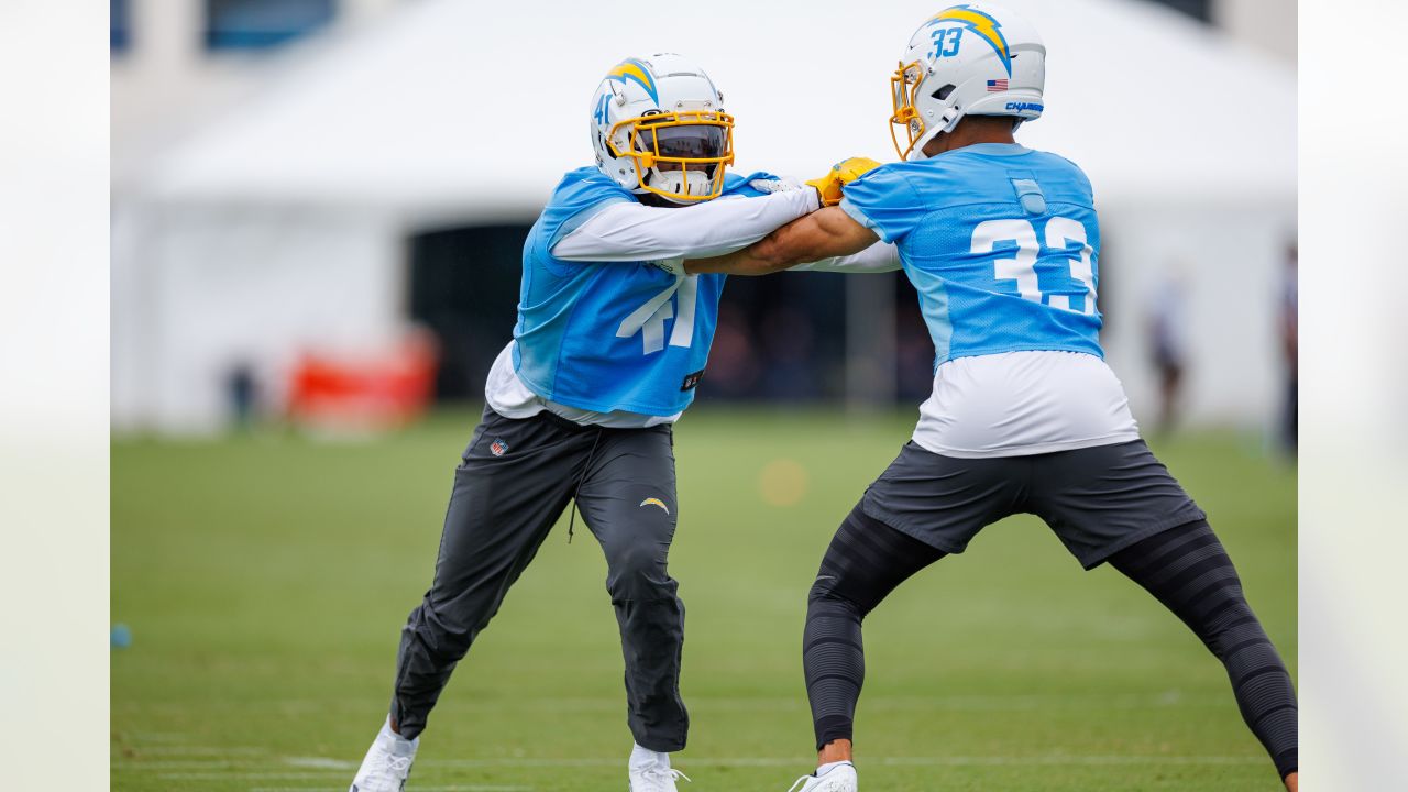 Best photos from Week 1 of Los Angeles Chargers OTAs