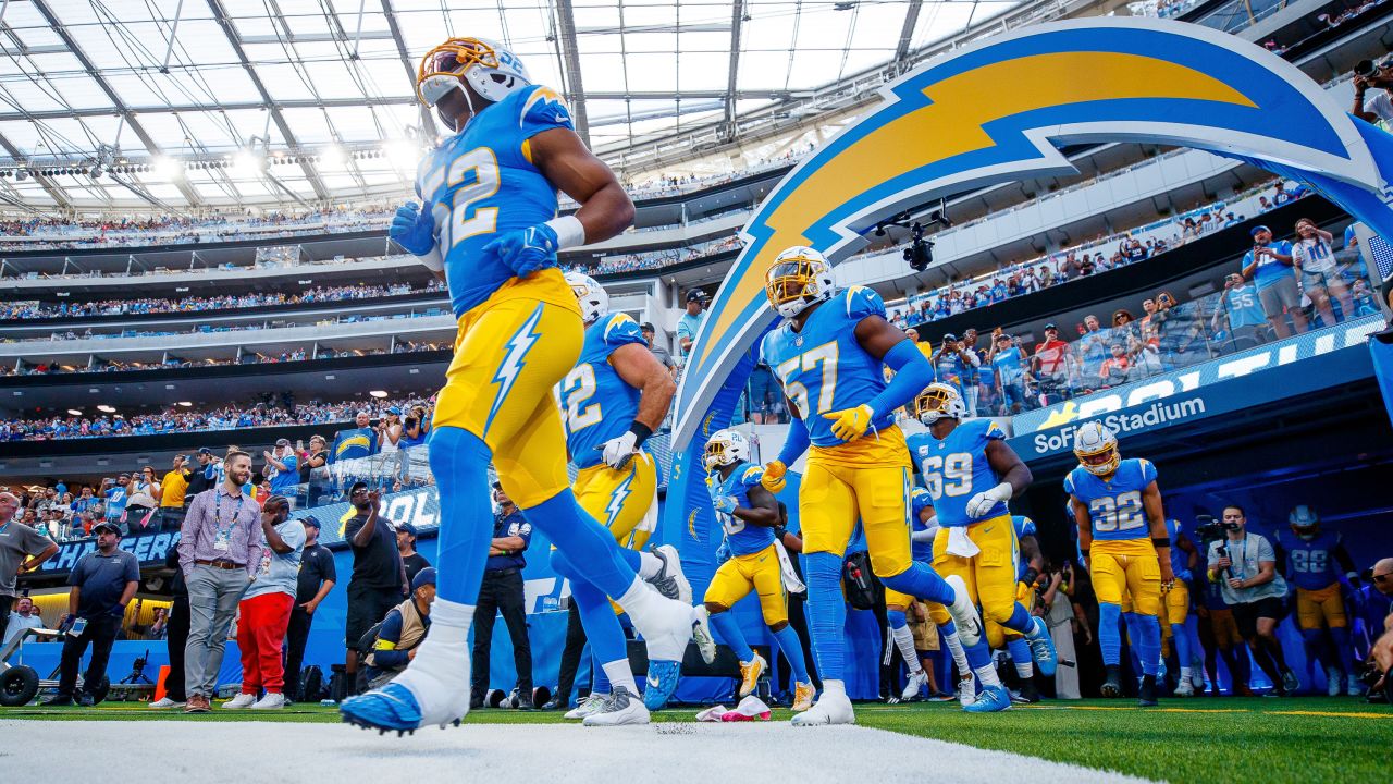 Los Angeles Chargers: Khalil Mack 2022 Life-Size Foam Core Cutout