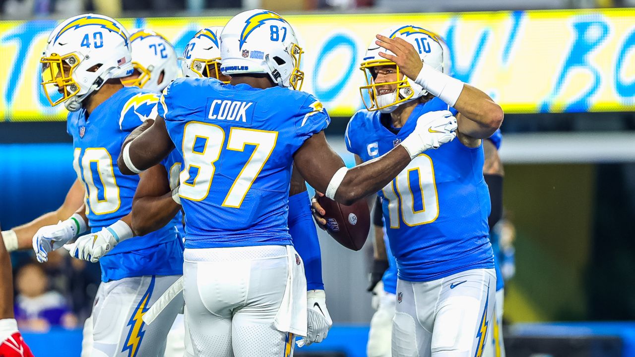 Chargers News: Week 17 snap counts - Bolts From The Blue