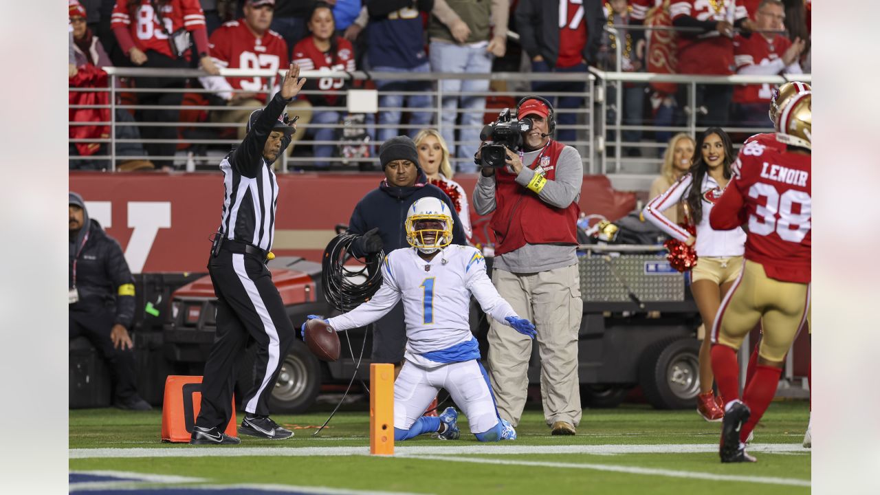 Los Angeles Chargers quarterback Easton Stick throws against the San  Francisco 49ers during the first half of a preseason NFL football game  Friday, Aug. 25, 2023, in Santa Clara, Calif. (AP Photo/Godofredo