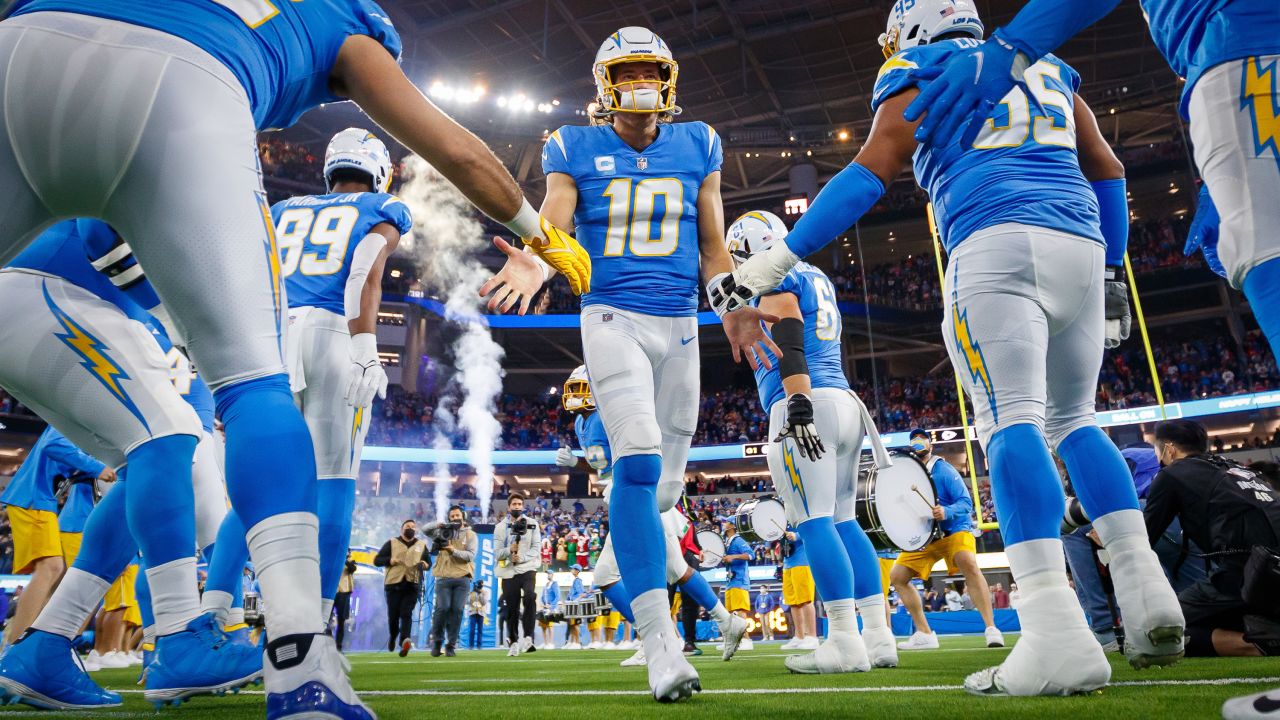 Chargers Ranked No. 6 by Sports Illustrated and No. 8 by ESPN in NFL Week 1  Power Rankings - BVM Sports