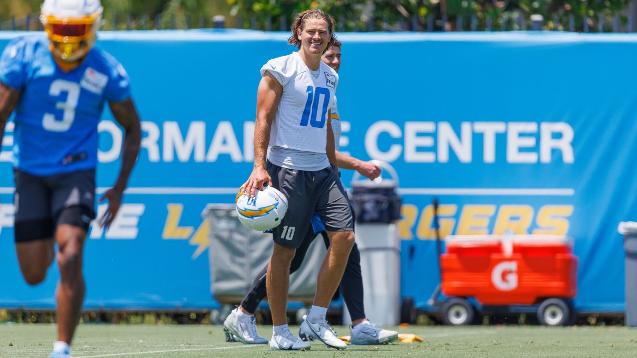 Chargers News: Justin Herbert opens with 4th-best odds to win 2022 MVP -  Bolts From The Blue