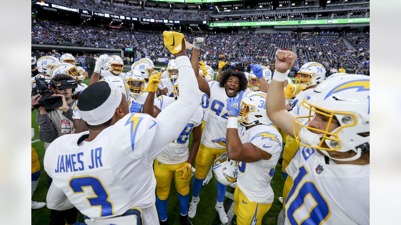 5 Takeaways: Chargers Rue Rough 3rd Quarter in Week 13 Loss