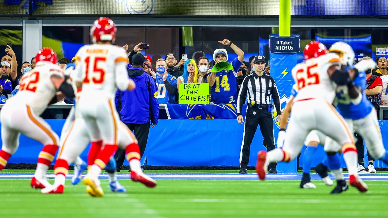 Los Angeles Chargers @ Chiefs: Week 2 snap counts - Bolts From The Blue