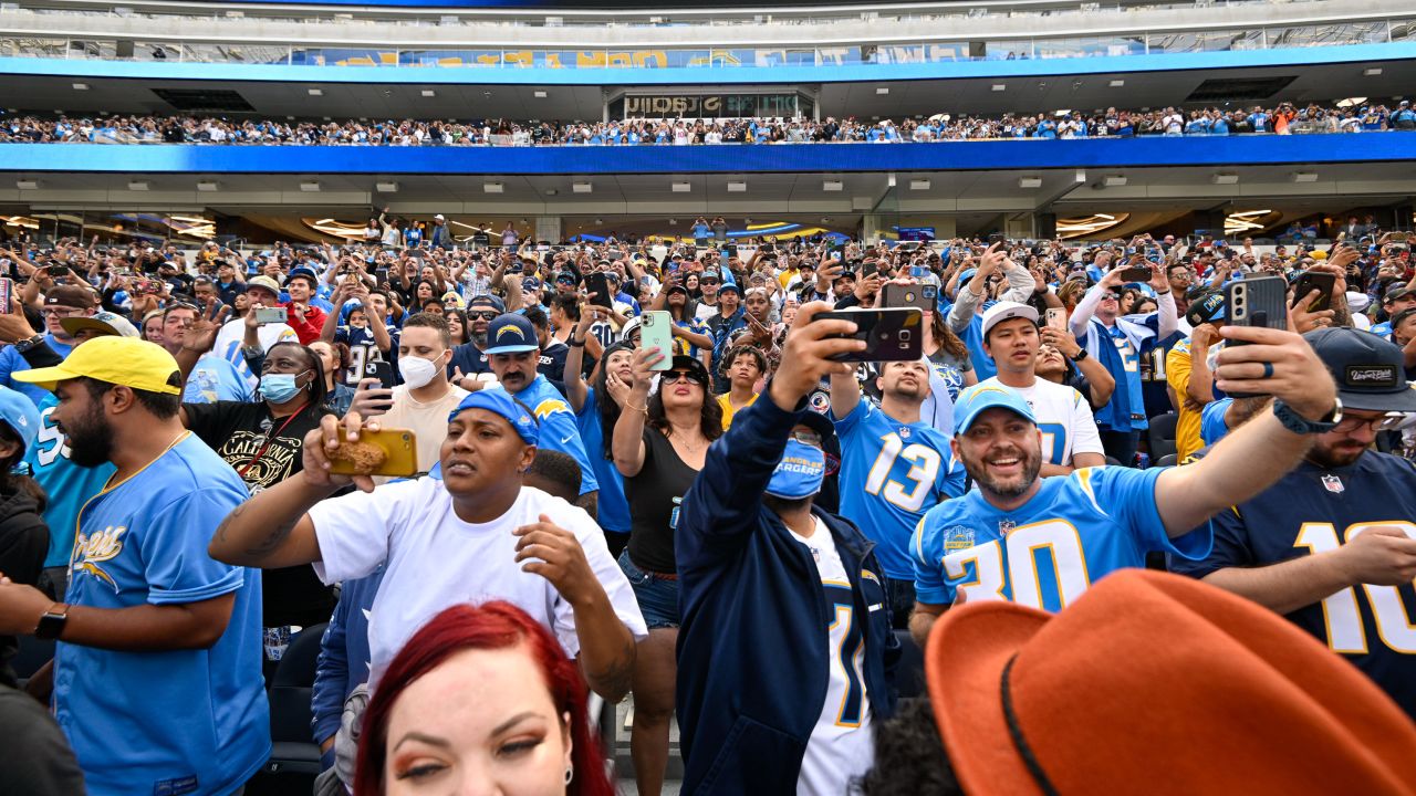 On the Wire: Los Angeles Chargers Kick Off 2022 NFL Draft with Open House  and DraftFest at SoFi Stadium